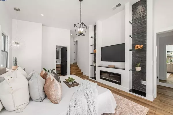 Pleasanton, CA 94566,4073 Stanley Blvd