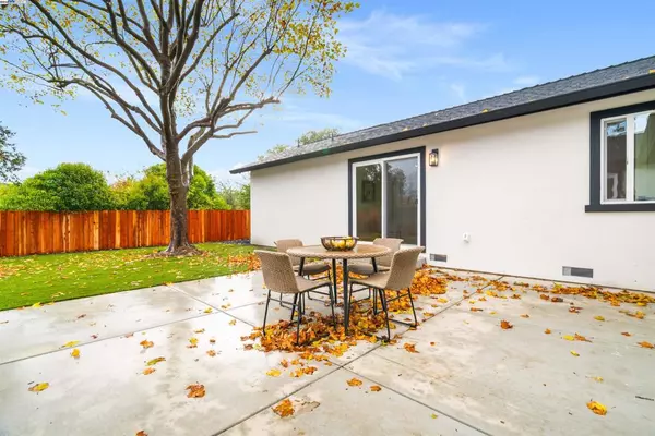 Lafayette, CA 94549,3161 Plymouth Rd