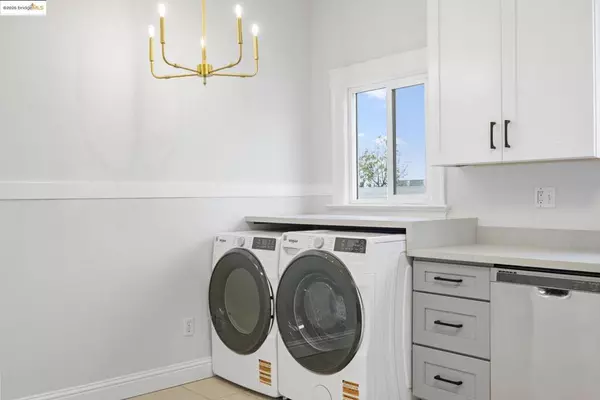 Oakland, CA 94609,685 37th Street