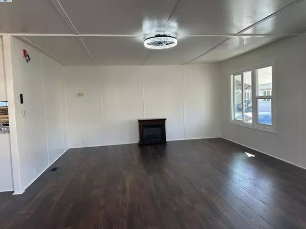 Hayward, CA 94545,1200 W Winton Ave