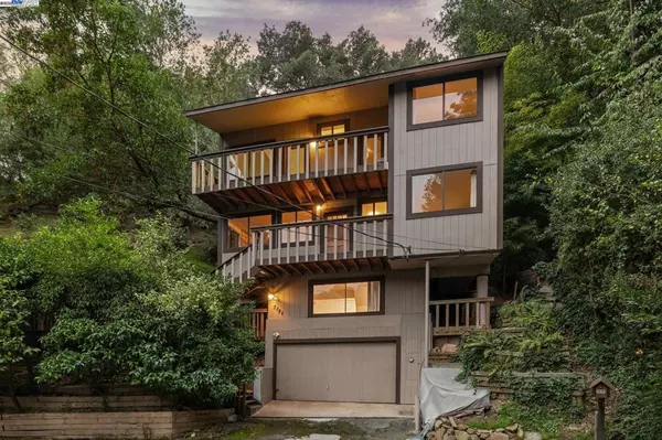 Oakland, CA 94611,7171 HOMEWOOD DRIVE