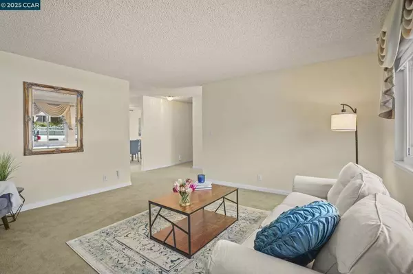 El Sobrante, CA 94803,6401 Tri Ln