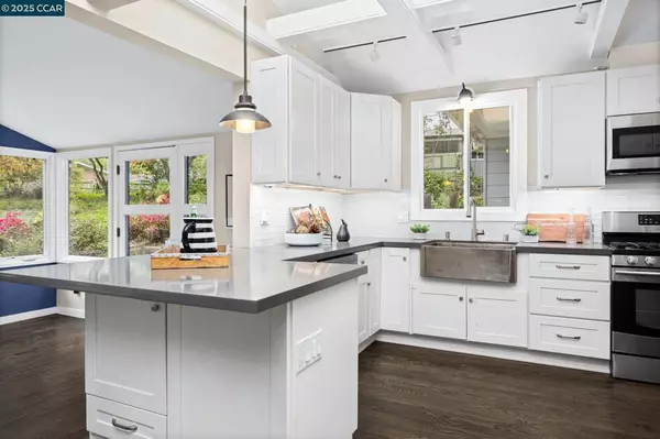 El Sobrante, CA 94803,4090 Garden Rd