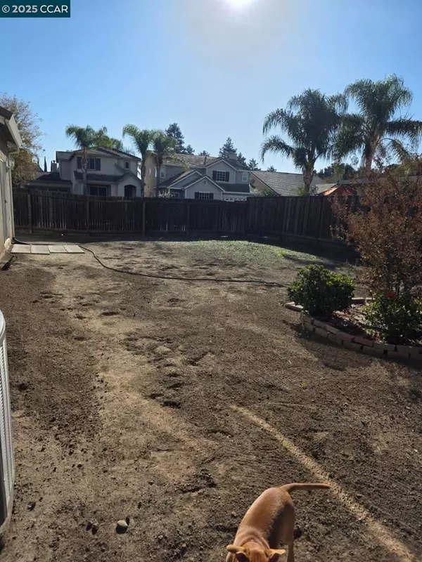 Tracy, CA 95377,2488 Gaines