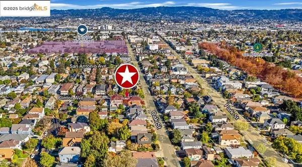 Alameda, CA 94501,897 Oak Street