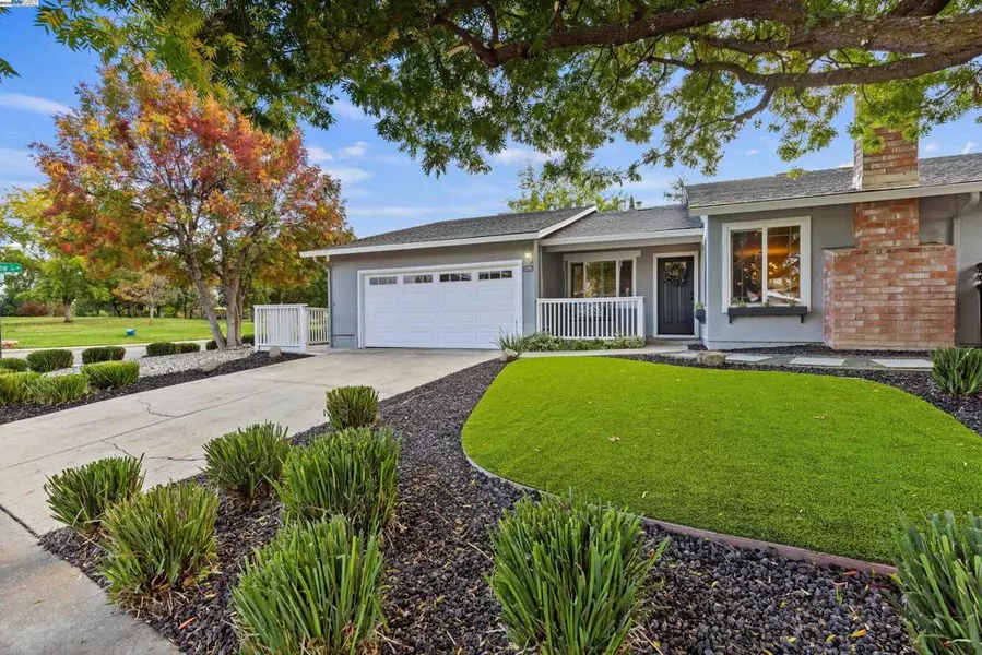 5285 Felicia Ave, Livermore, CA 94550