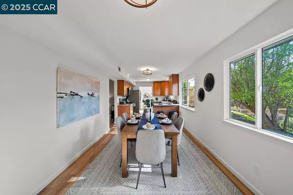 Richmond, CA 94803,4320 Fran Way