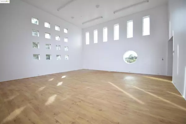 Sacramento, CA 95837,6301 Garden Hwy