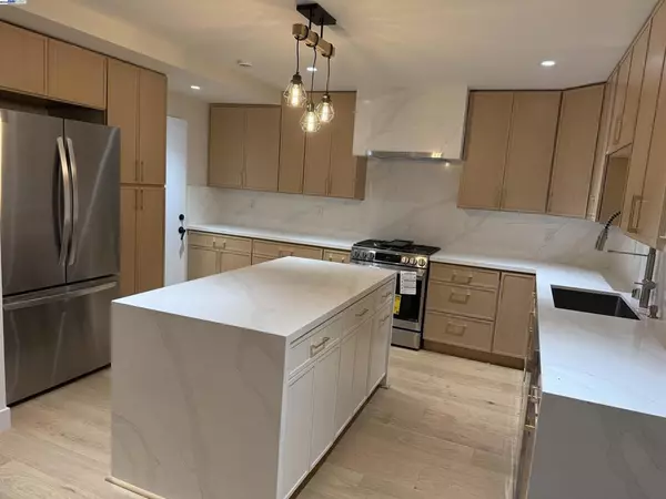 San Leandro, CA 94579,1980 Dayton Ave