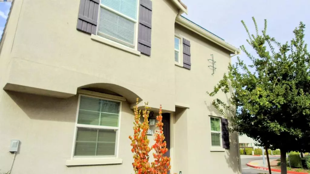 Sacramento, CA 95823,4520 Gironella Walk