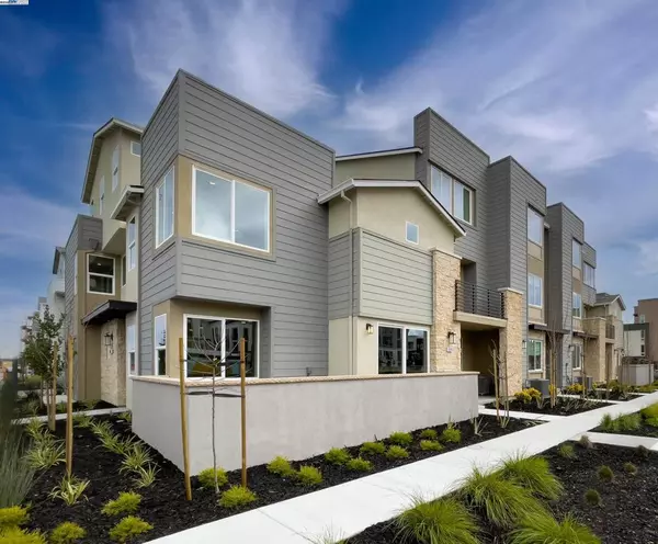 Dublin, CA 94568,6210 Strawberry Way #83