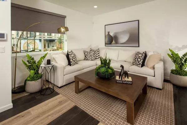 Dublin, CA 94568,6167 Raven Avenue #90