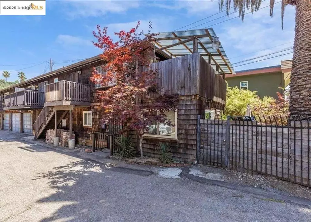 Oakland, CA 94605,6630 Macarthur Blvd #2