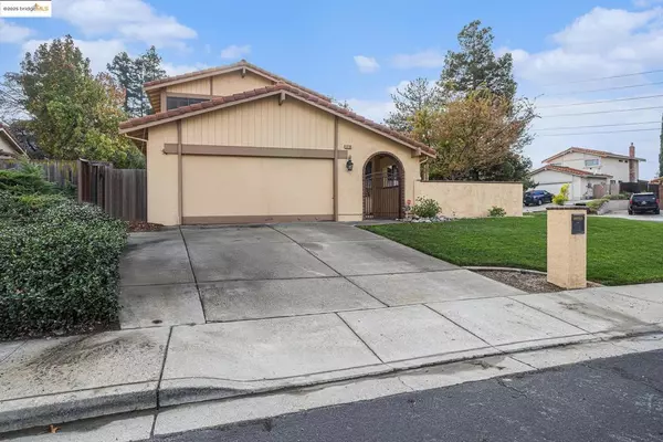 Antioch, CA 94509,1718 Yellowstone Dr