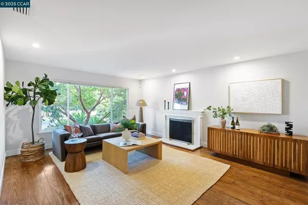 Oakland, CA 94619,4239 Gregory St