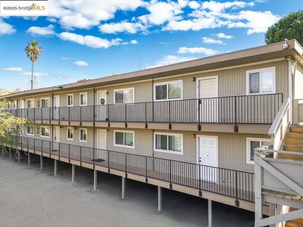 Antioch, CA 94509-4945,3126 Lone Tree Way