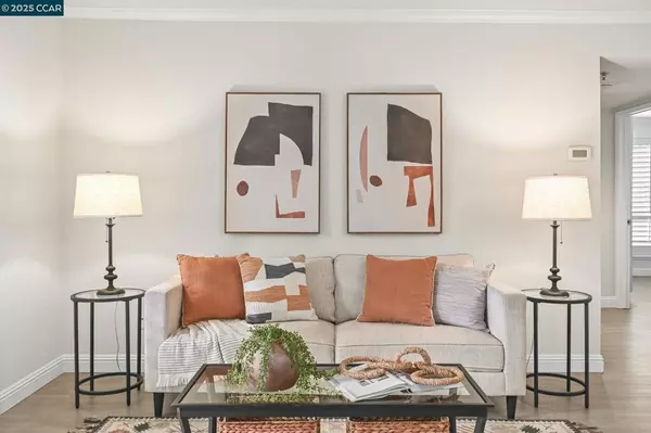 Walnut Creek, CA 94596,2550 Oak Rd. #209