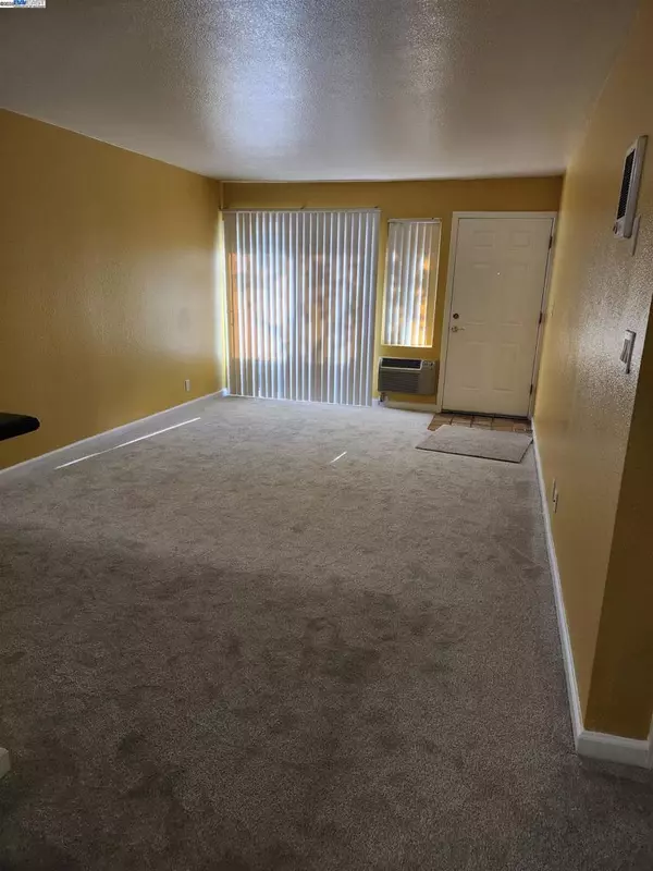 Milpitas, CA 95035,484 Dempsey Rd #186