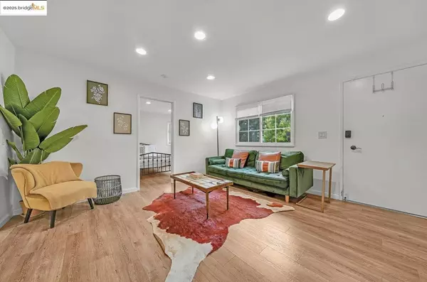 Oakland, CA 94601,2162 35Th Ave