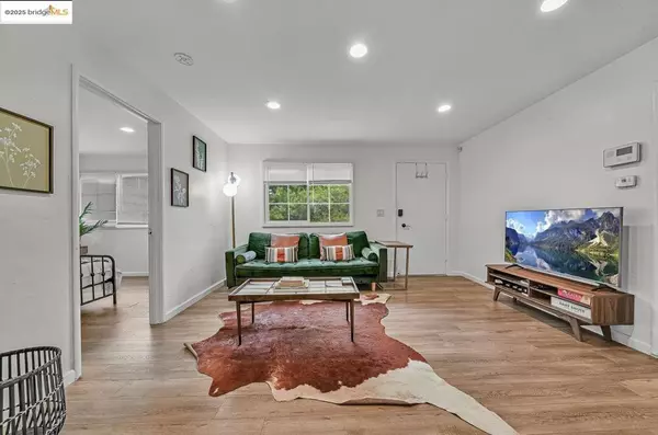 Oakland, CA 94601,2162 35Th Ave