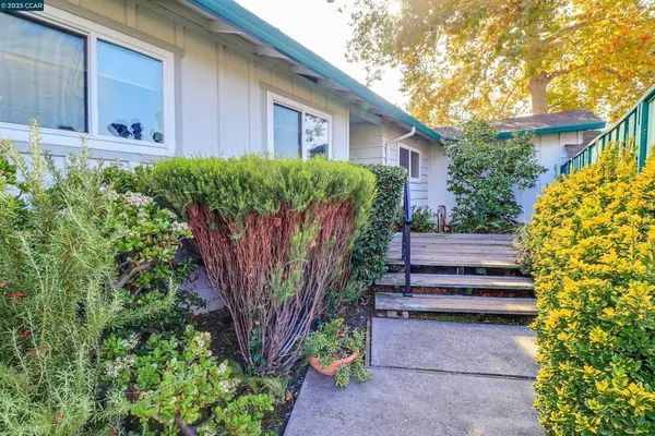 Concord, CA 94521,4420 Crestwood Cir