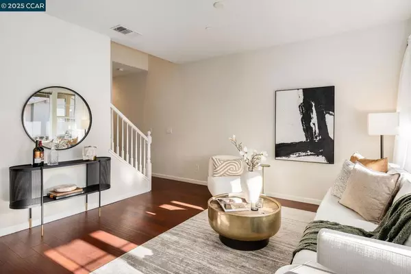 Fremont, CA 94555,34108 Spezia Ter