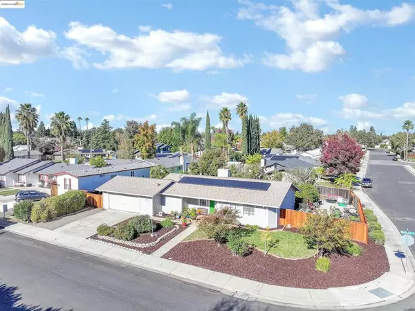 1111 Woodside Dr, Brentwood, CA 94513