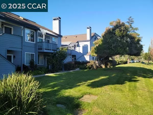 Redwood City, CA 94065,473 Cork Harbour Cir #A