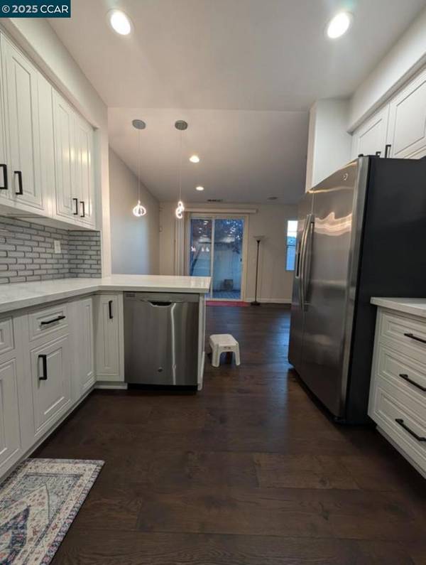 6248 Sussex Dr, Dublin, CA 94568