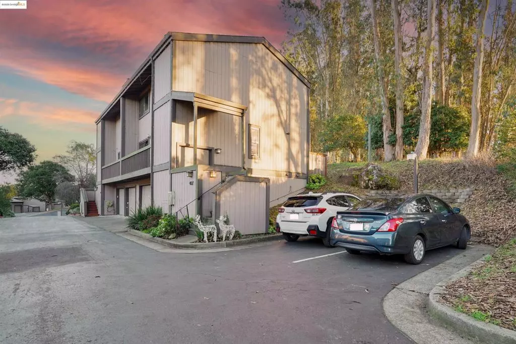 El Cerrito, CA 94530,407 Vista Heights Rd