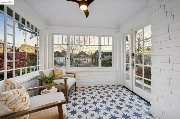 Oakland, CA 94618,5522 Taft Ave