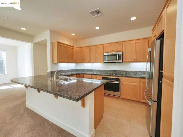 Rio Vista, CA 94571,321 Kestrel WAY