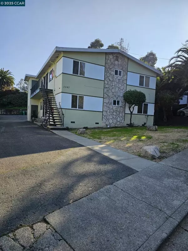 2287 Cuadra Ct, Pinole, CA 94564