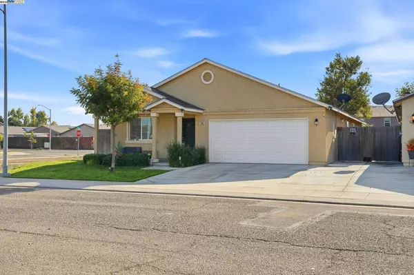 Merced, CA 95341,296 Dena Ct