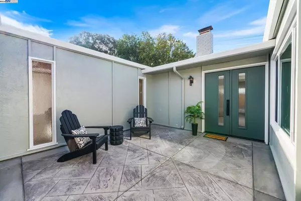 Fremont, CA 94538,42795 Deauville Park Ct