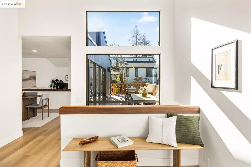 Berkeley, CA 94708,568 Vistamont Ave