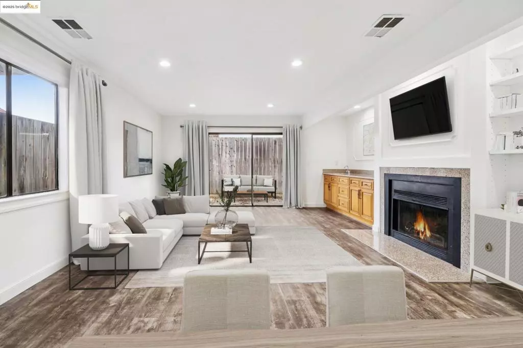 Pleasant Hill, CA 94523,95 Mozden Ln