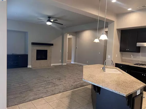 Manteca, CA 95336,1110 Clearwater Creek Blvd