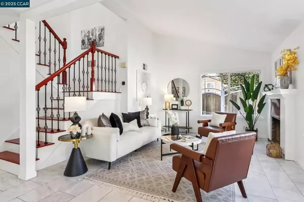 San Jose, CA 95122,1998 Edgeview Dr