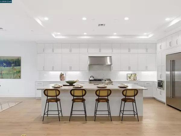 Morgan Hill, CA 95037,18242 Corte Agustin