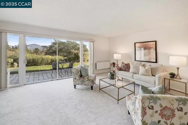 Walnut Creek, CA 94595,1429 Skycrest Dr #5