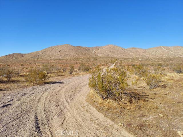 Rosamond, CA 93560,0 Felsite RD
