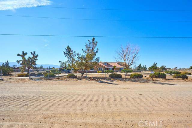 10575 Joshua RD, Oak Hills, CA 92344