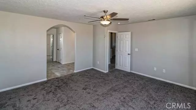 18594 Cherry ST, Hesperia, CA 92345