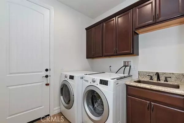 Victorville, CA 92395,13999 Hidden Valley RD