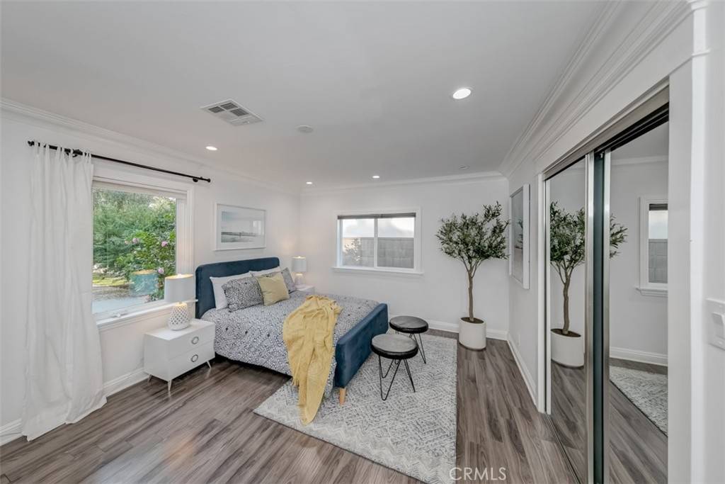 245 W Le Roy AVE, Arcadia, CA 91007