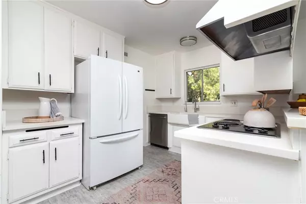 Fullerton, CA 92832,710 Casa Blanca DR