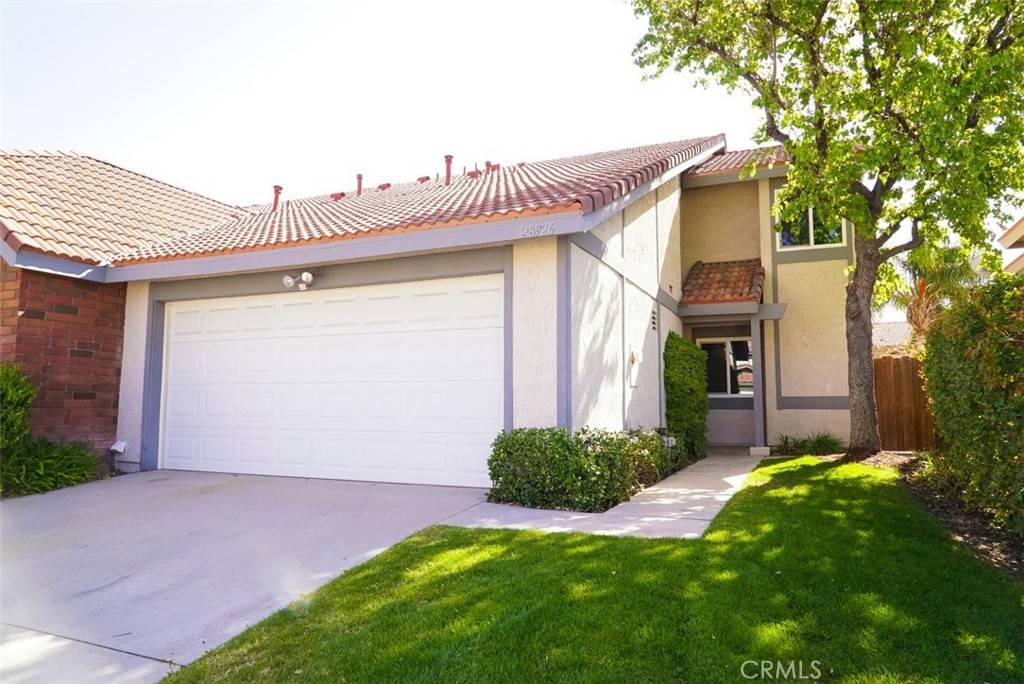 28926 Marilyn Dr, Canyon Country, CA 91387