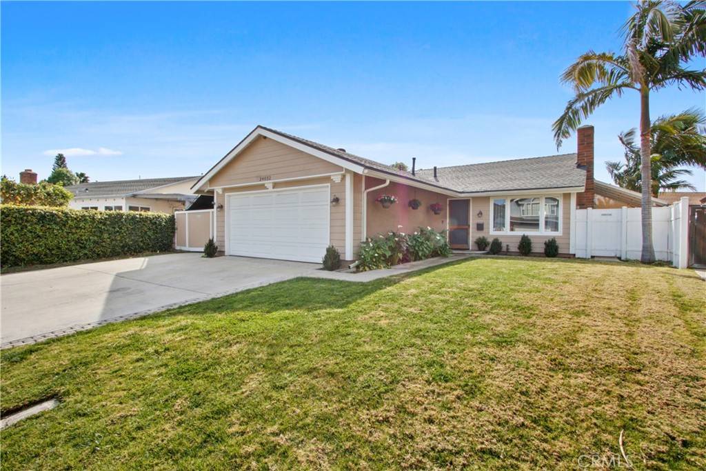 24032 Elrond LN, Lake Forest, CA 92630