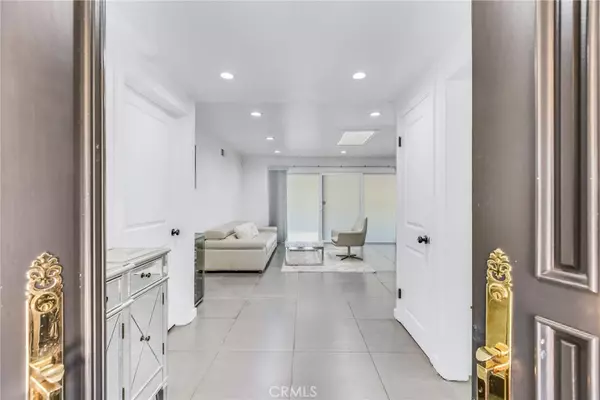 Glendora, CA 91741,2315 Club Vista DR